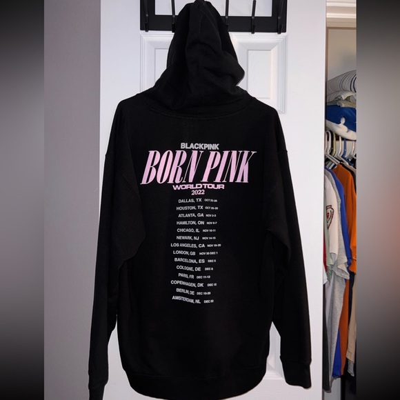 BlackPink Tour Merch hoodie - Picture 2 of 3